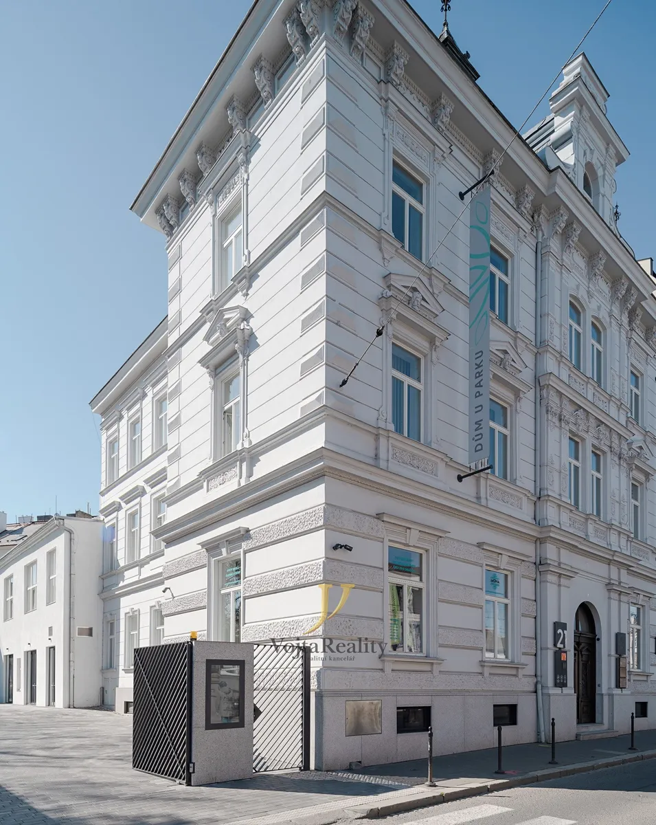 Pronájem kanceláře 155 m²